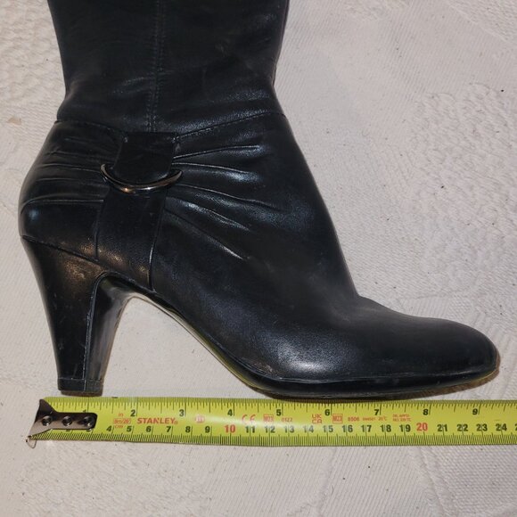 Naturalizer 5N Black Leather Heeled Boots - Picture 14 of 16